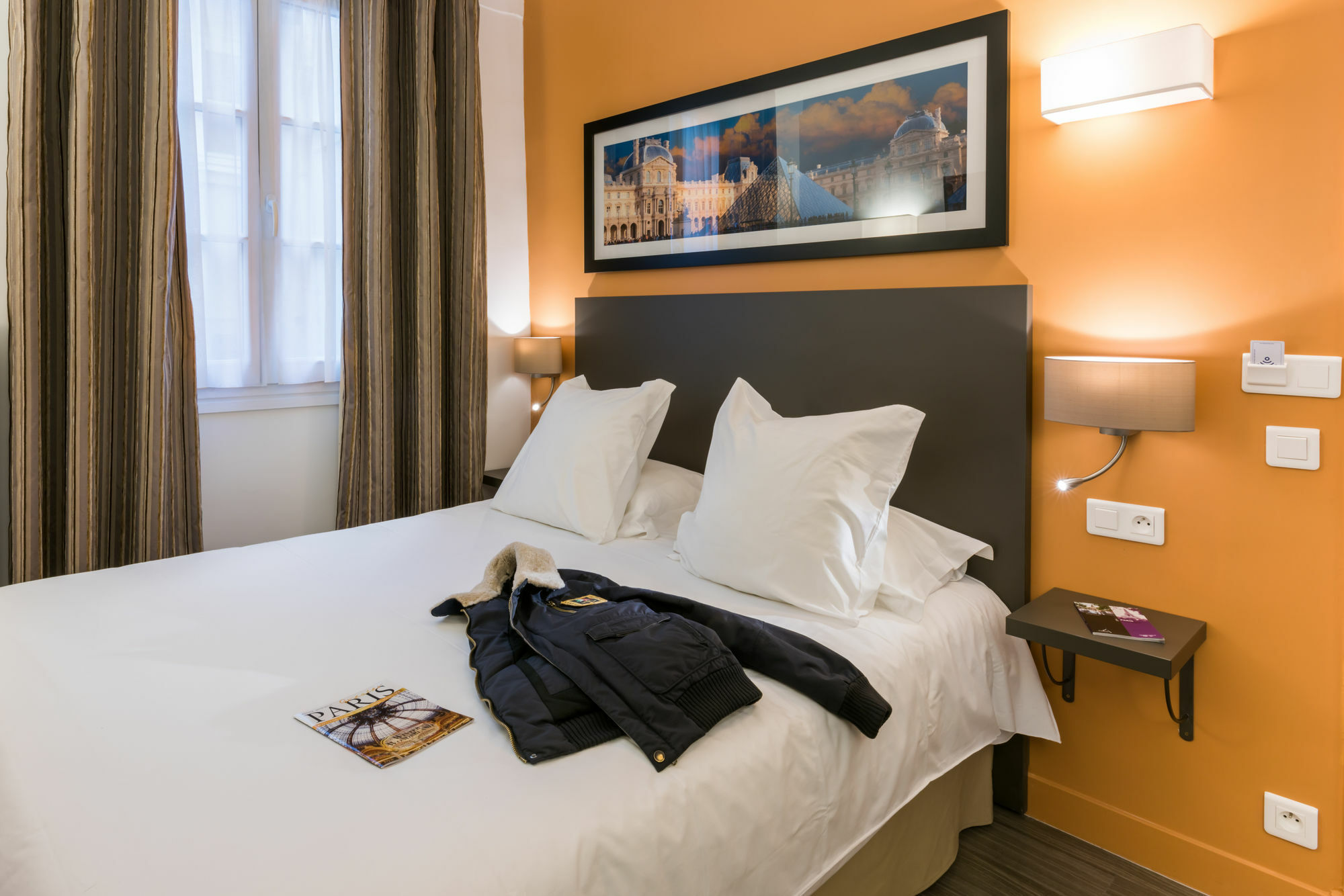 Hotel Louvre Richelieu París